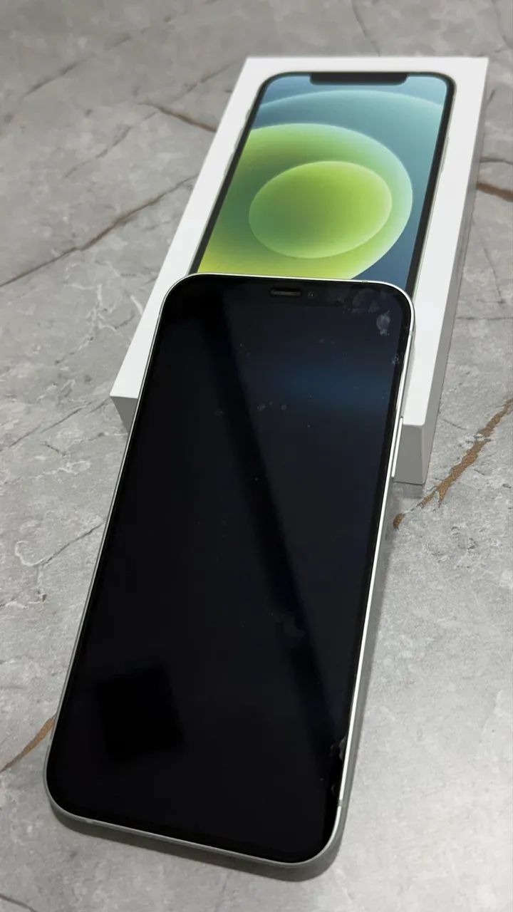 iPhone 12 グリーン　128GB Apple iPhone 12 5G Green 128GB Câmera Dupla 12MPX Vitrine - Carrefour