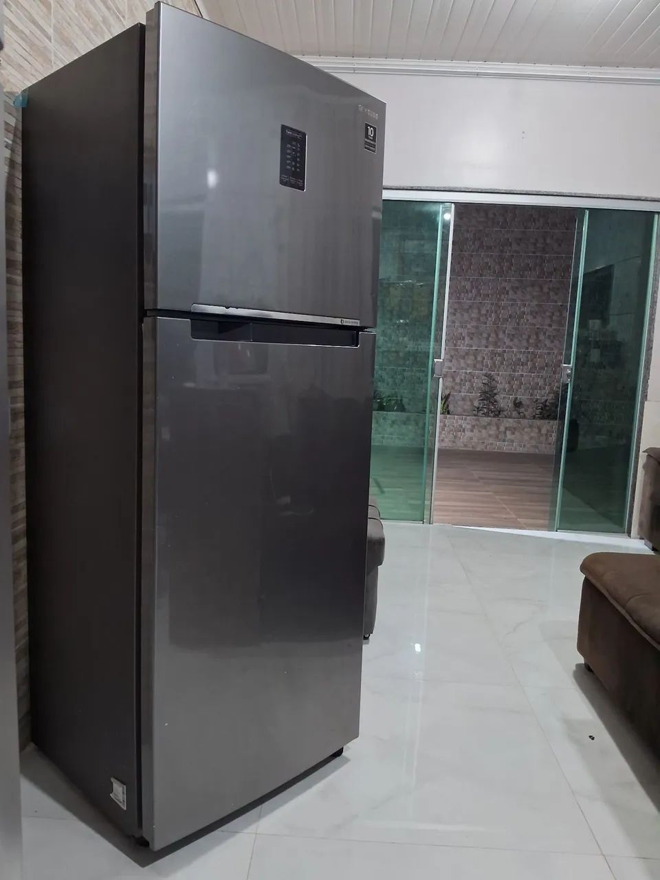 Geladeira inverter Frost Free 