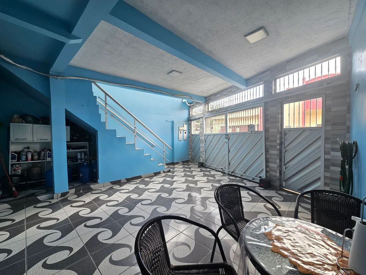 Casa de 2 andares no Bairro da Paz PRONTA P/ MORAR! - Foto 2