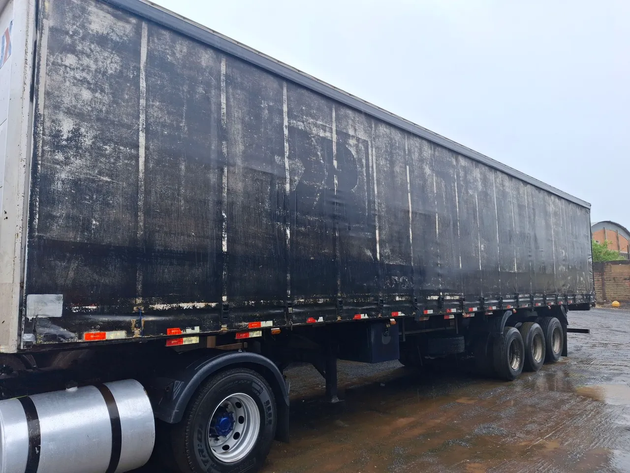 Carreta sider Facchini ano 2005 . Valor 80.000.000
