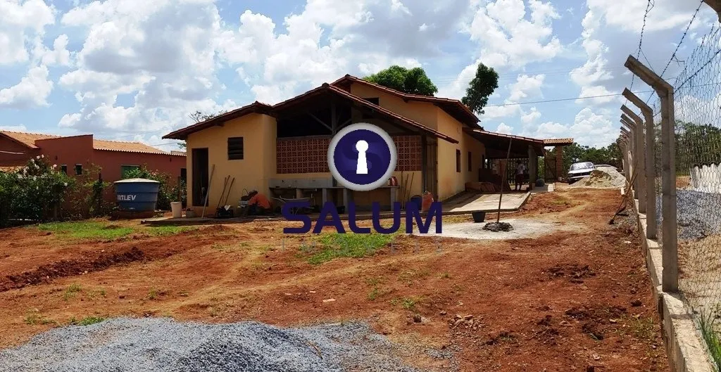 SÍTIO EM CONDOMÍNIO FECHADO - 1000m2