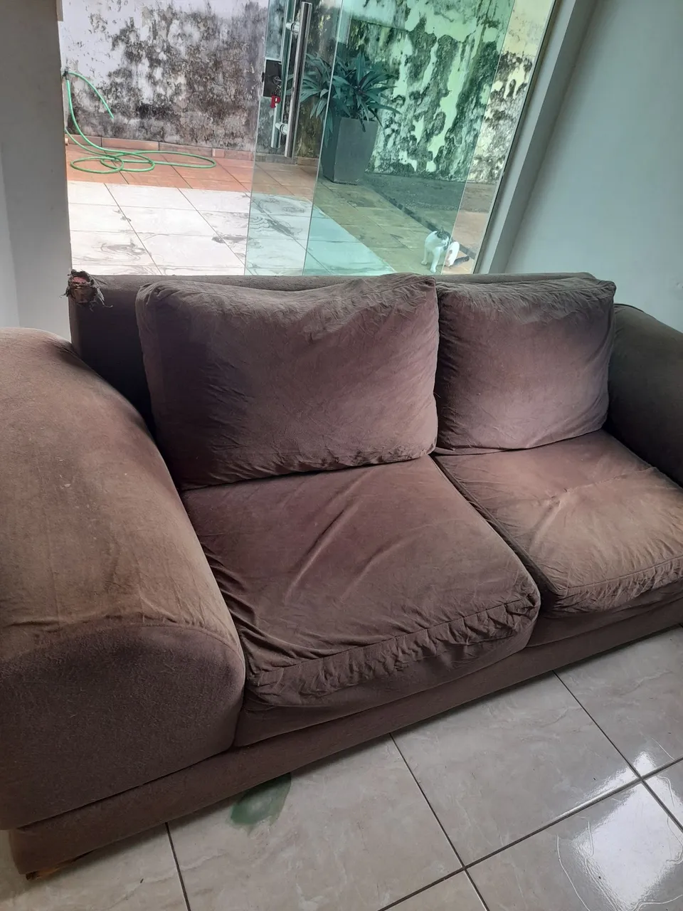 Sofá 2 Lugares Marrom