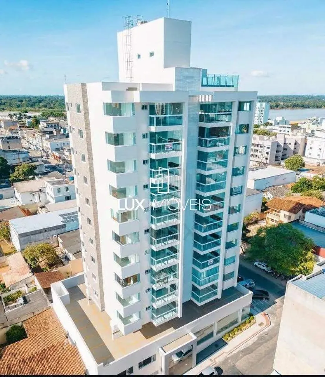 Apartamento à venda, 3 quartos, 2 suítes, 1 vaga, Centro - Linhares/ES