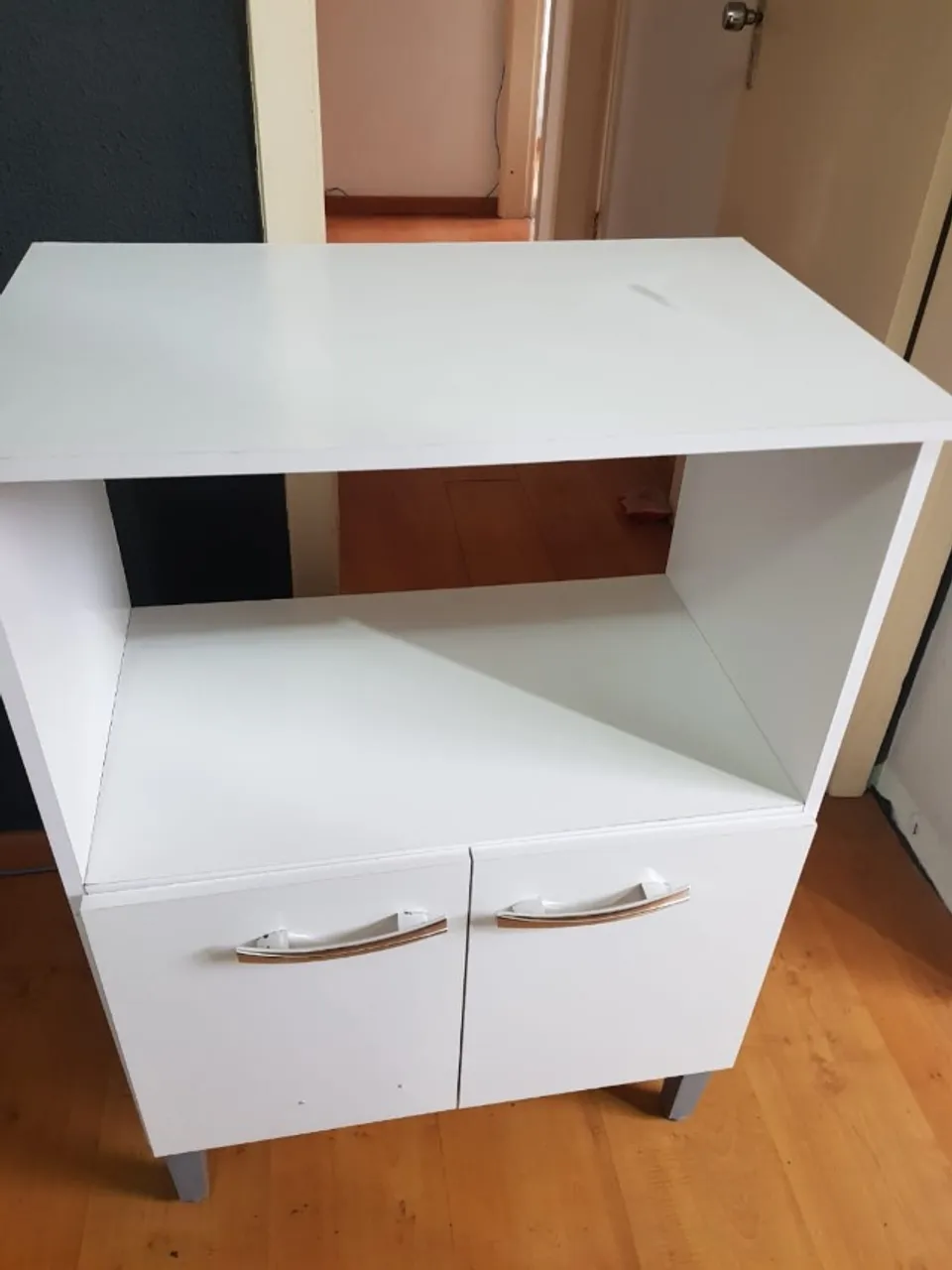 Balcão para micro-ondas e afins