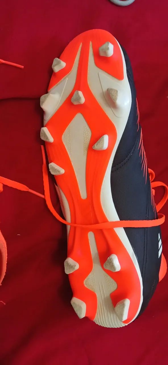 Chuteiras Adidas Predator  - Foto 2