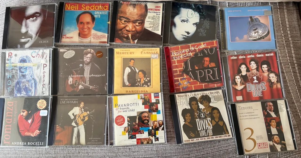 Cds e Dvs Lote