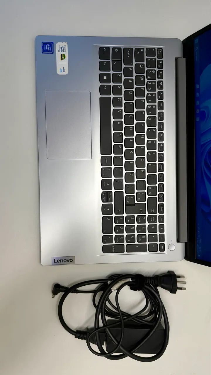 Notebook Lenovo ideaPad - perfeito estado 
