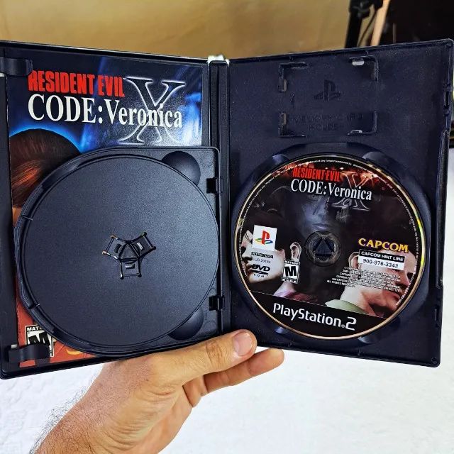 Resident Evil: Code Veronica X Original Completo Ps2 + Bonus Devil May Cry - Playstation 2 - Foto 3