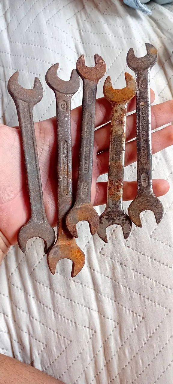 Maleta com ferramentas - Ferramentas de Construção - Dias Macedo