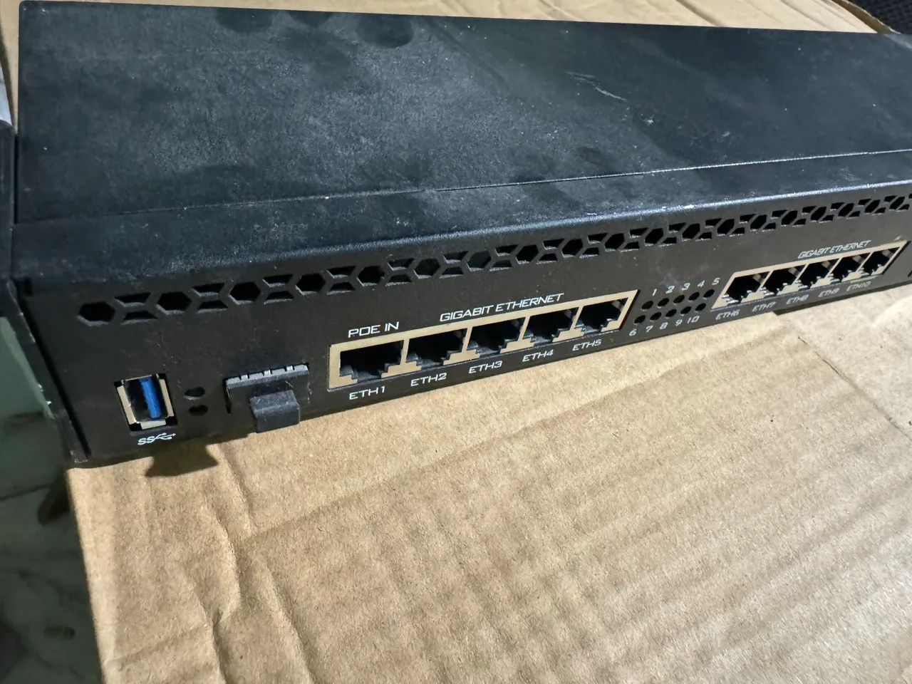 Rb3011 usada mikrotik 900 reais - Foto 4