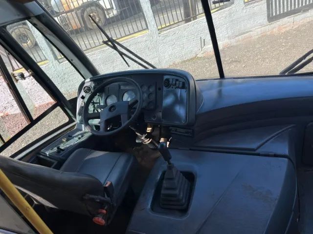 Micro-Ônibus Volkswagen Marcopolo Senior ON 2011/12 - Foto 4