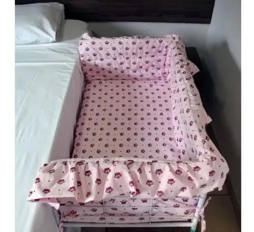 Berço aclopado na cama - Foto 2