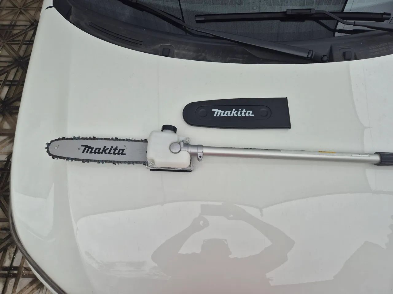 Motosserra Podador de galhos makita NOVA