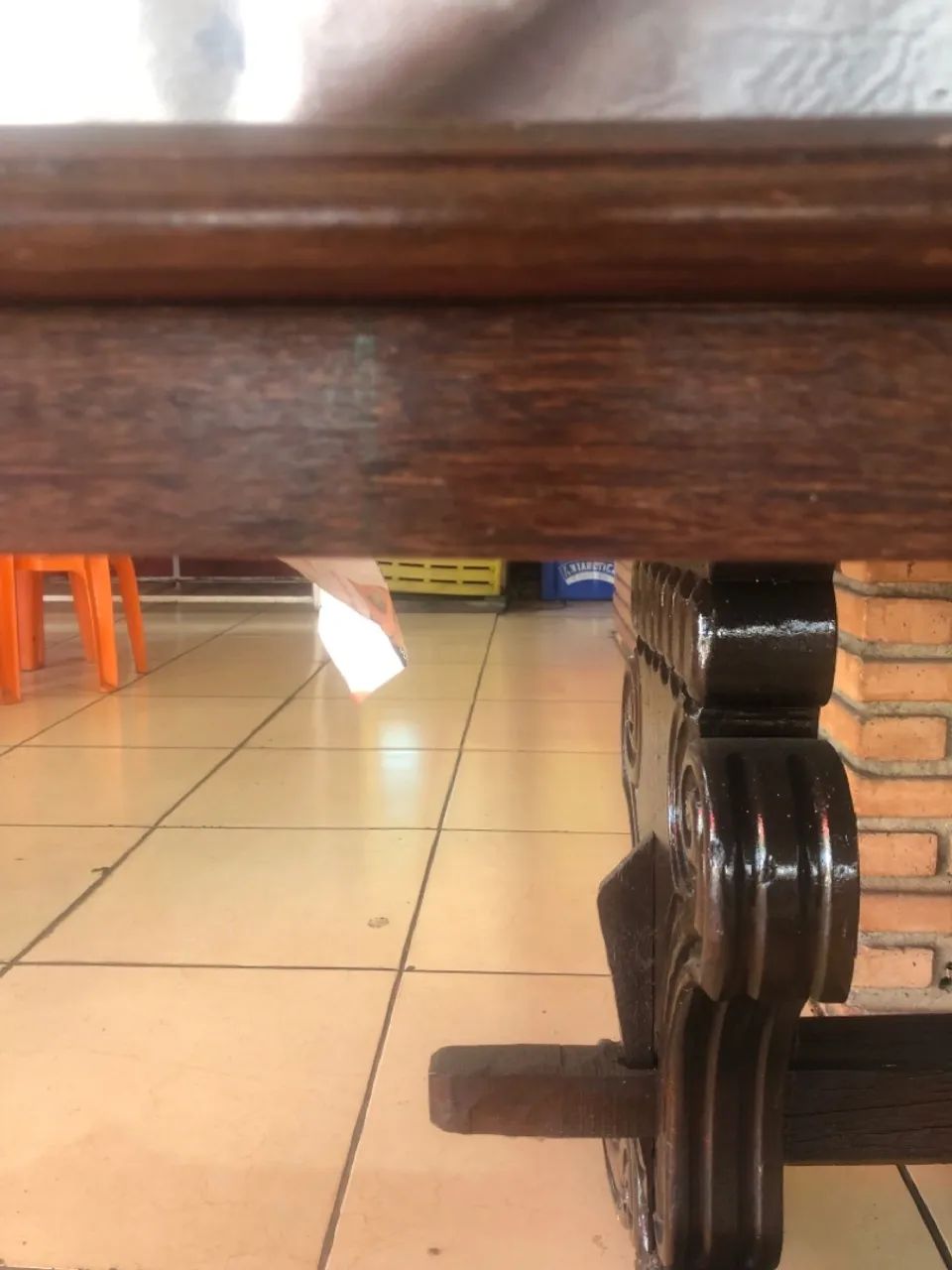 Mesa de jantar em madeira maciça - Foto 4