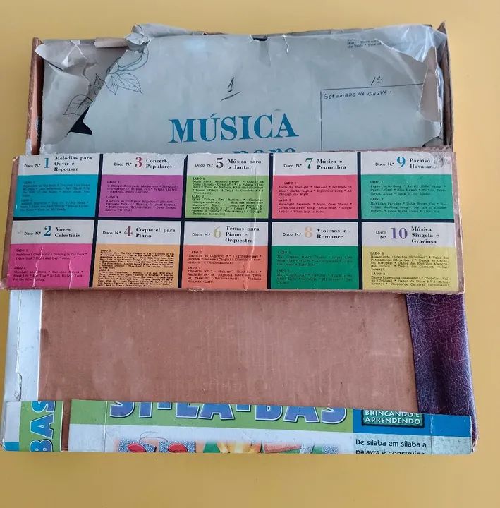 Dois box discos de vinil coleções  - Foto 3