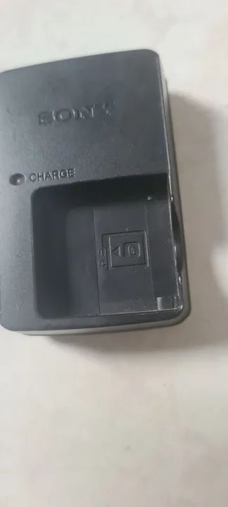 Carregador de Bateria Sony BC-CSGD para Câmera - Foto 4