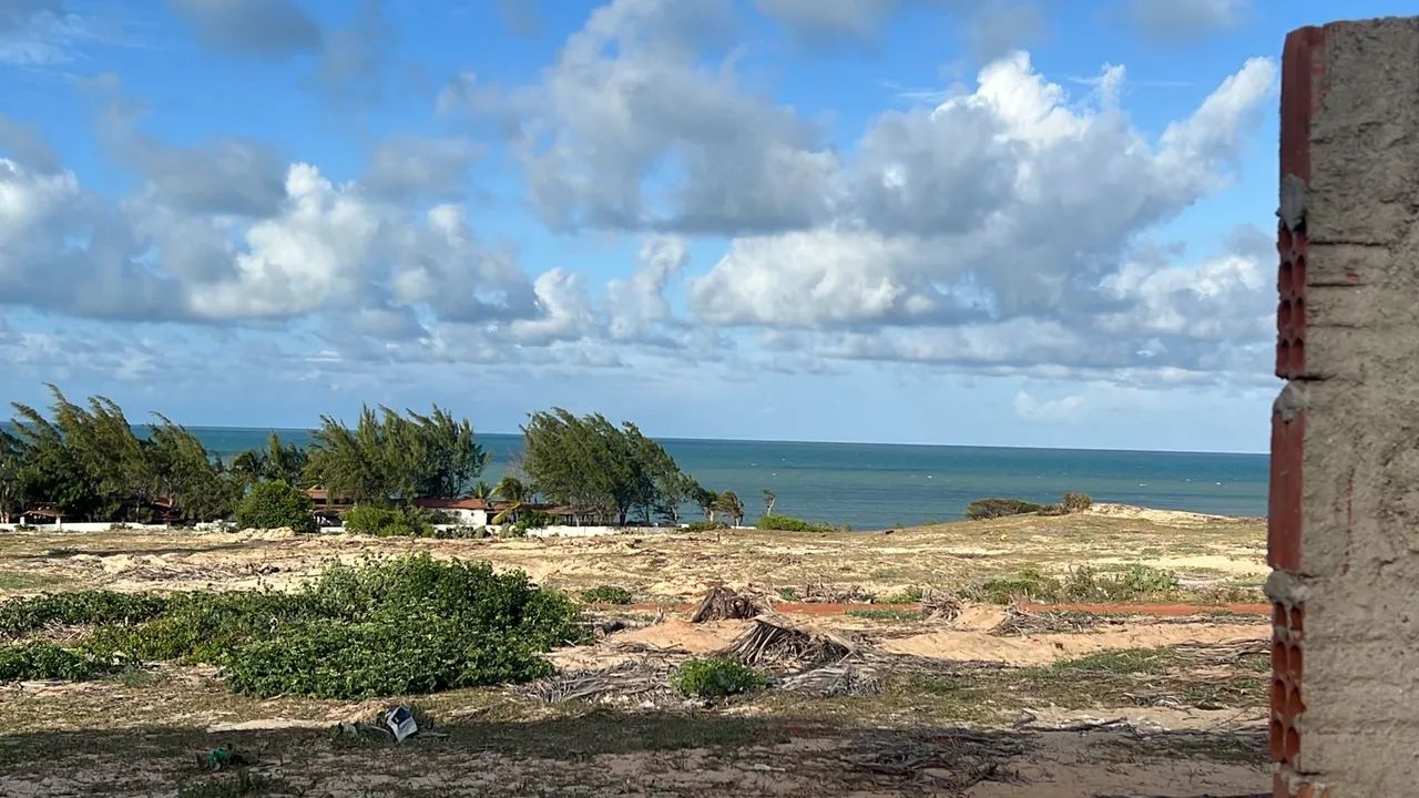Terreno na Praia de Rio do Fogo, 240m2, Vista Mar, Murado, Projeto Aprovado.