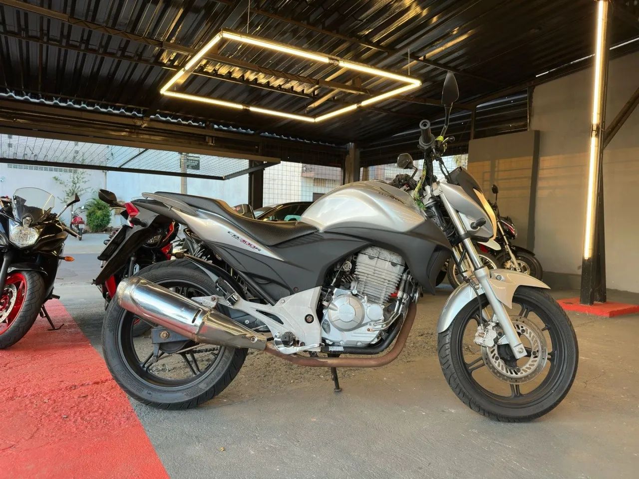 Honda Cb 300f twister cbs 2010 - Foto 2