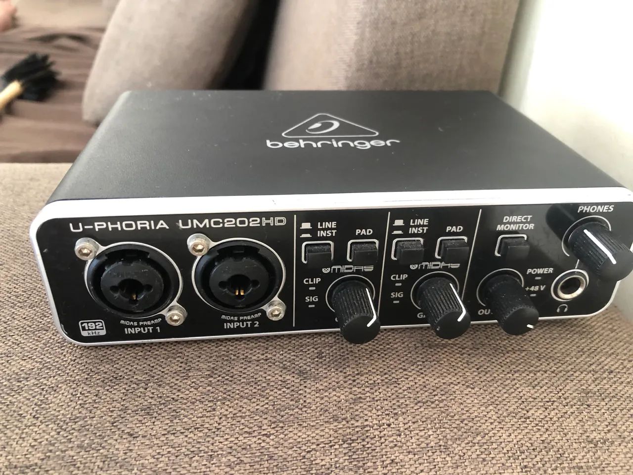 Vendo interface de áudio UMC202hd 