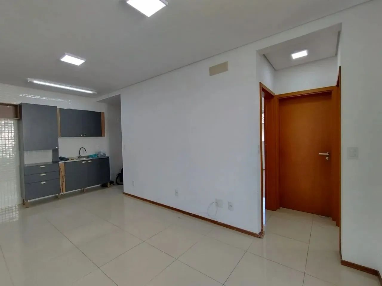 Apartamento de 2 dormitórios no Rio Tavares - Foto 3