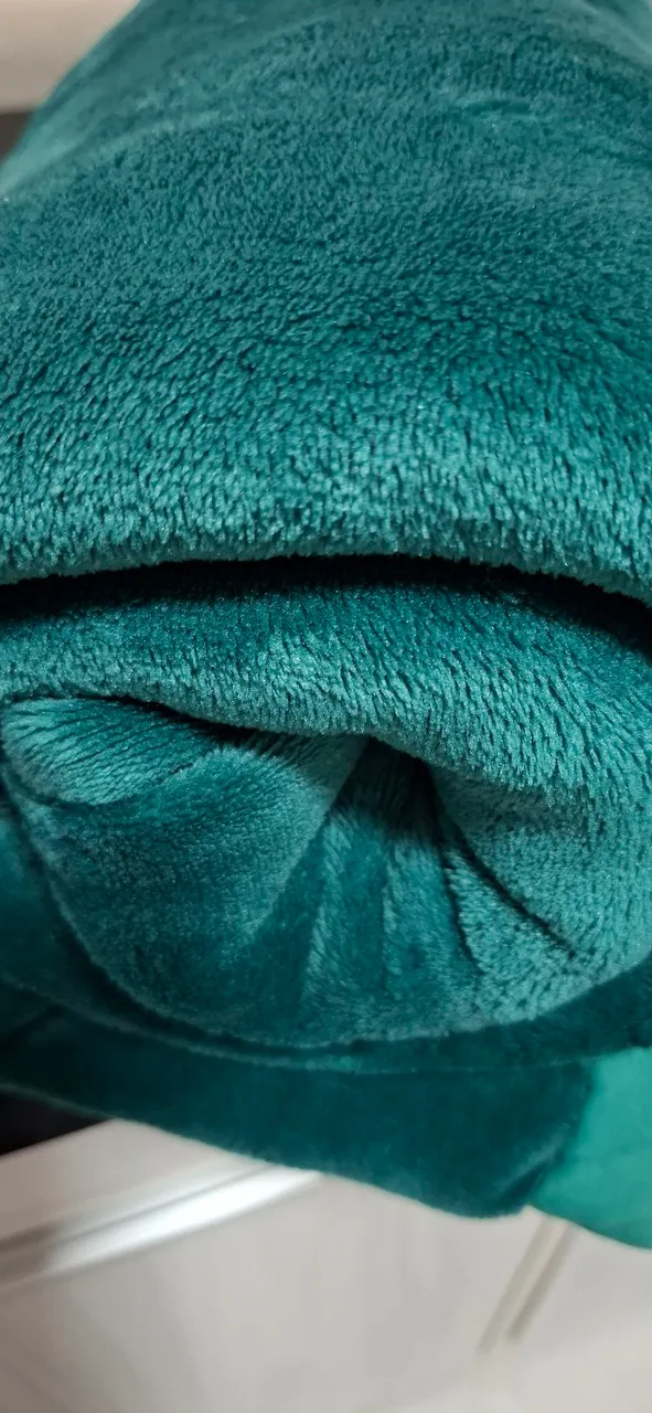 Cobertor flannel tamanho casal toque de seda com borda em percal (não é fininho)