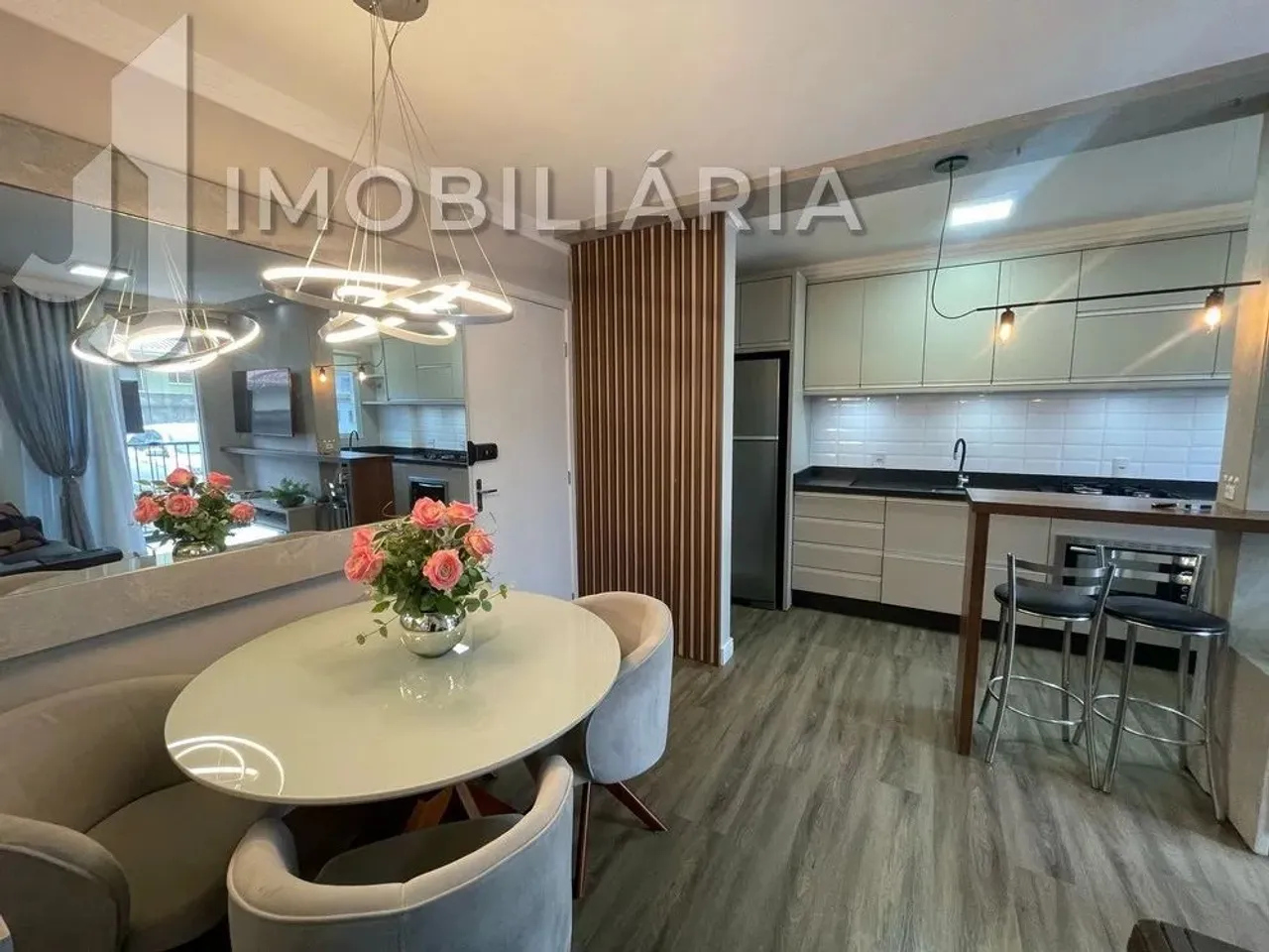 Apartamento com 2 quartos para alugar por R$ 3000.00, 55.35 m2 - VARGEM DO BOM JESUS - FLO