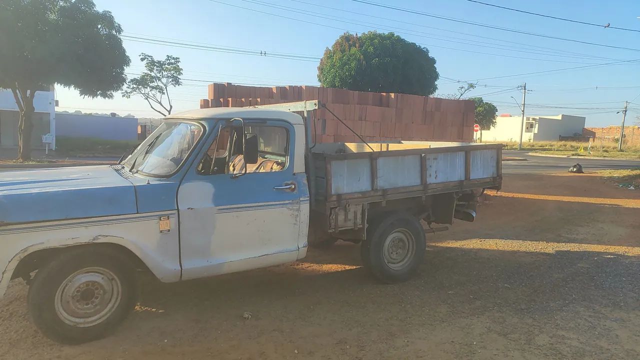 Hardware store for sale64418998216577120