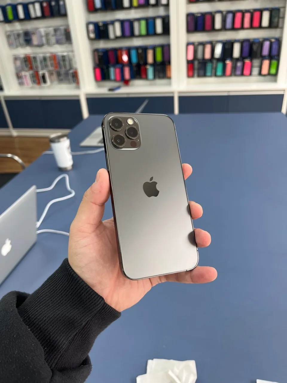 IPHONE 12 PRO - 256GB
