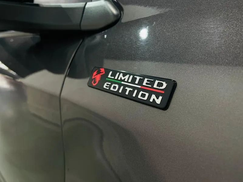 FIAT FASTBACK TURBO 270 2023 - Foto 4