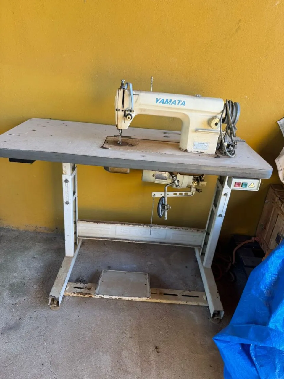 Máquina de Costura Industrial Yamata