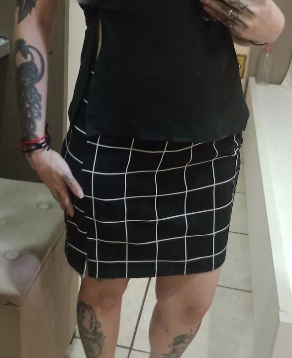 Saia xadrez preta e branca - Foto 3