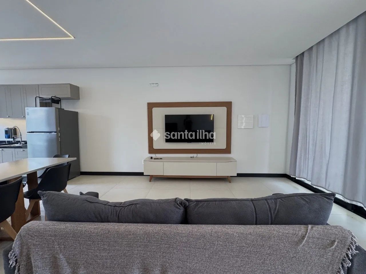 Casa com 3 dormitórios para alugar, 240m² - Campeche - Florianópolis/SC - Foto 4