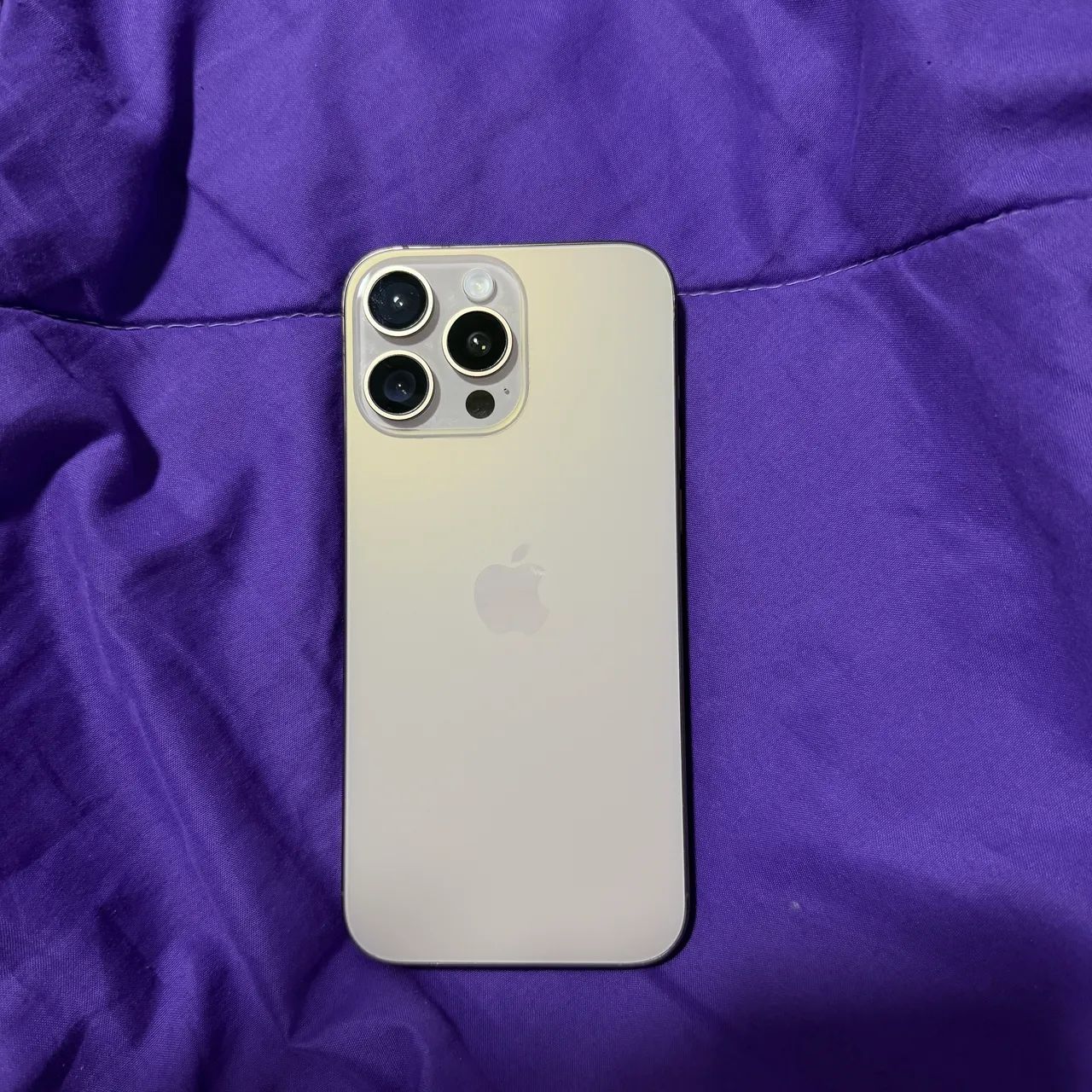 IPhone 16 pro max  - Foto 4