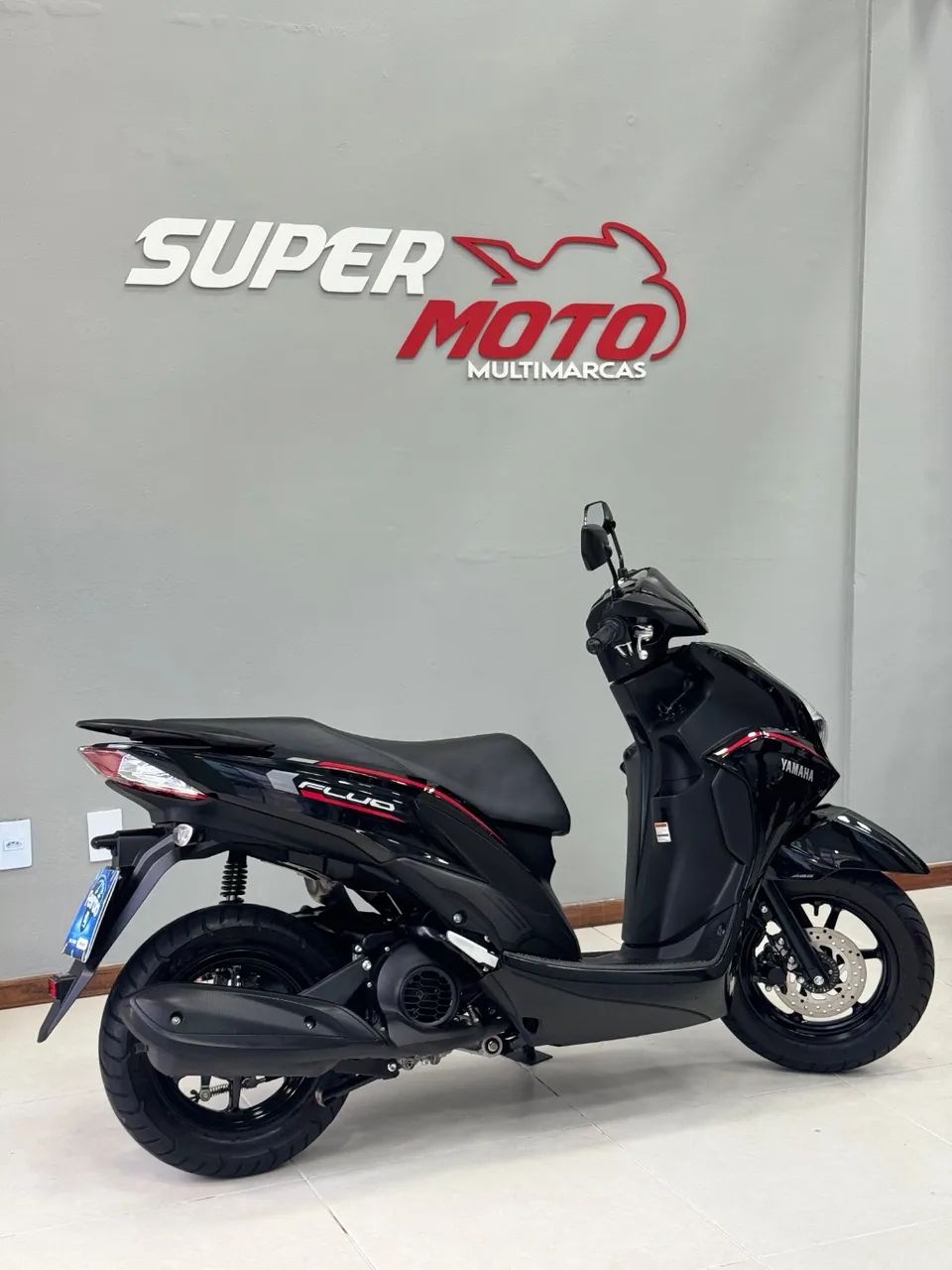 FLUO 125 CONNECTED  - Foto 5