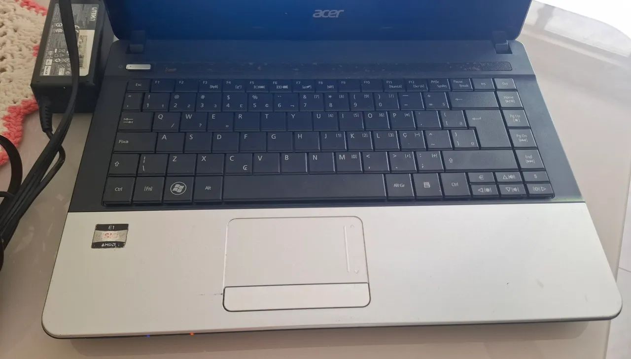 Notebook Acer E1 4GB 120SSD  - Foto 4