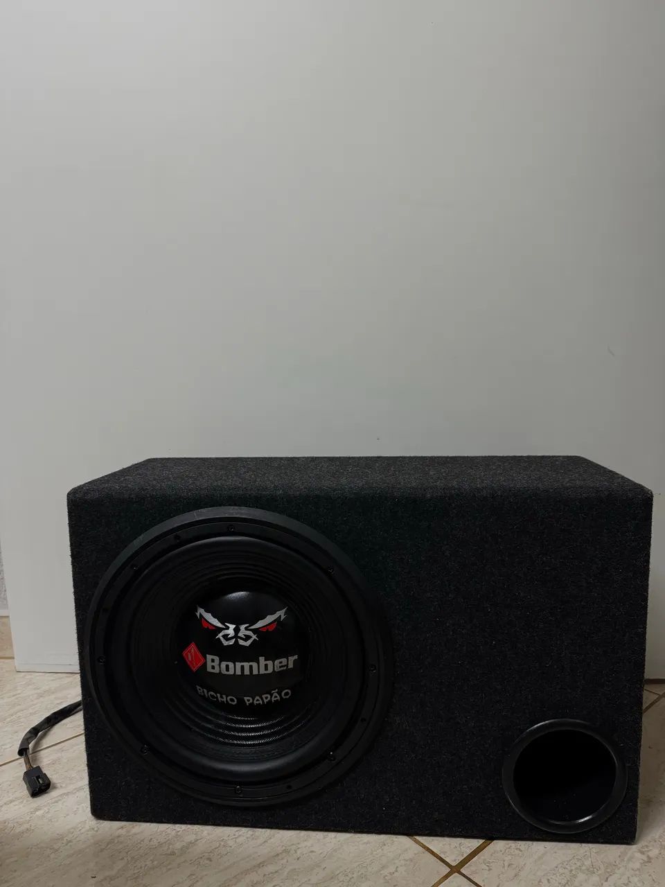 Caixa de Som Bicho Papão 550WRMS Funcionando Perfeitamente.