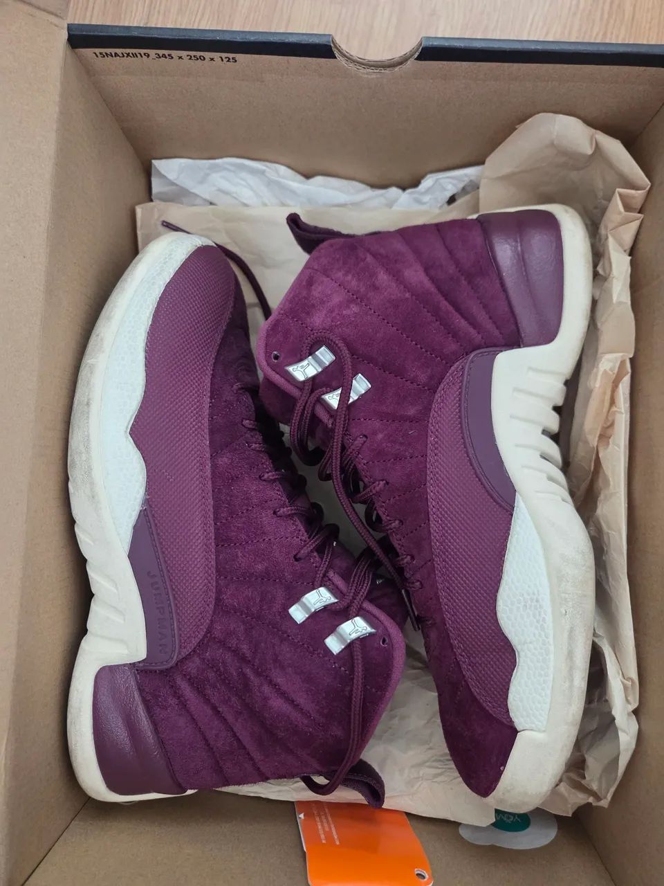 Jordan 12 Bordeaux