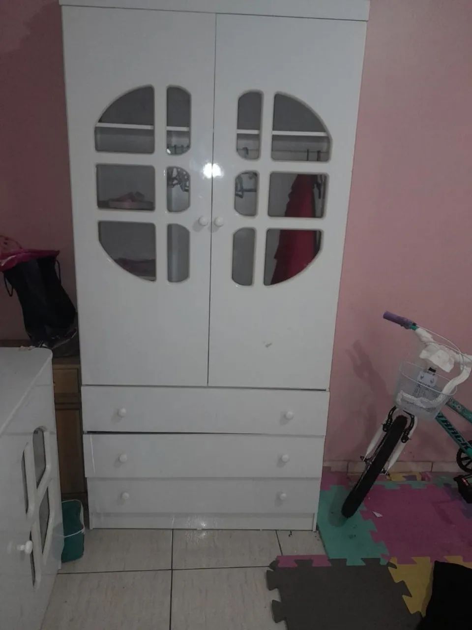 Cômoda e armário infantil 