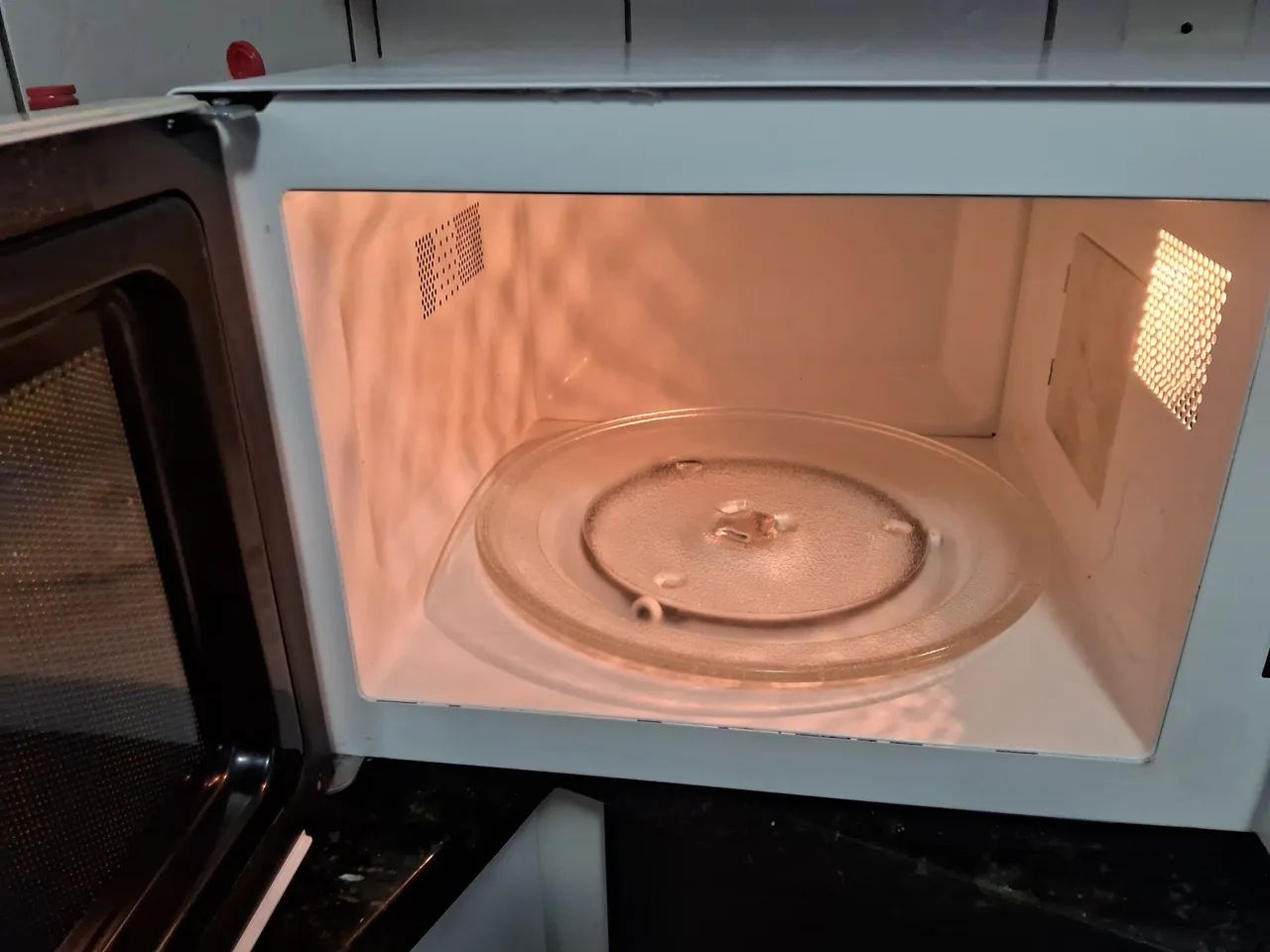 MICROONDAS PANASONIC 25 L ENTREGA INCLUÍDA  - Foto 2