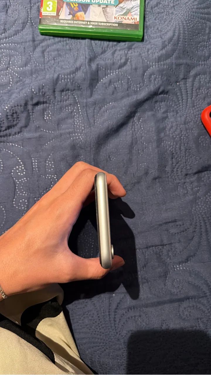 IPHONE XR BRANCO 64GB OTIMO ESTADO DE CONSERVAÇÃO - Foto 4