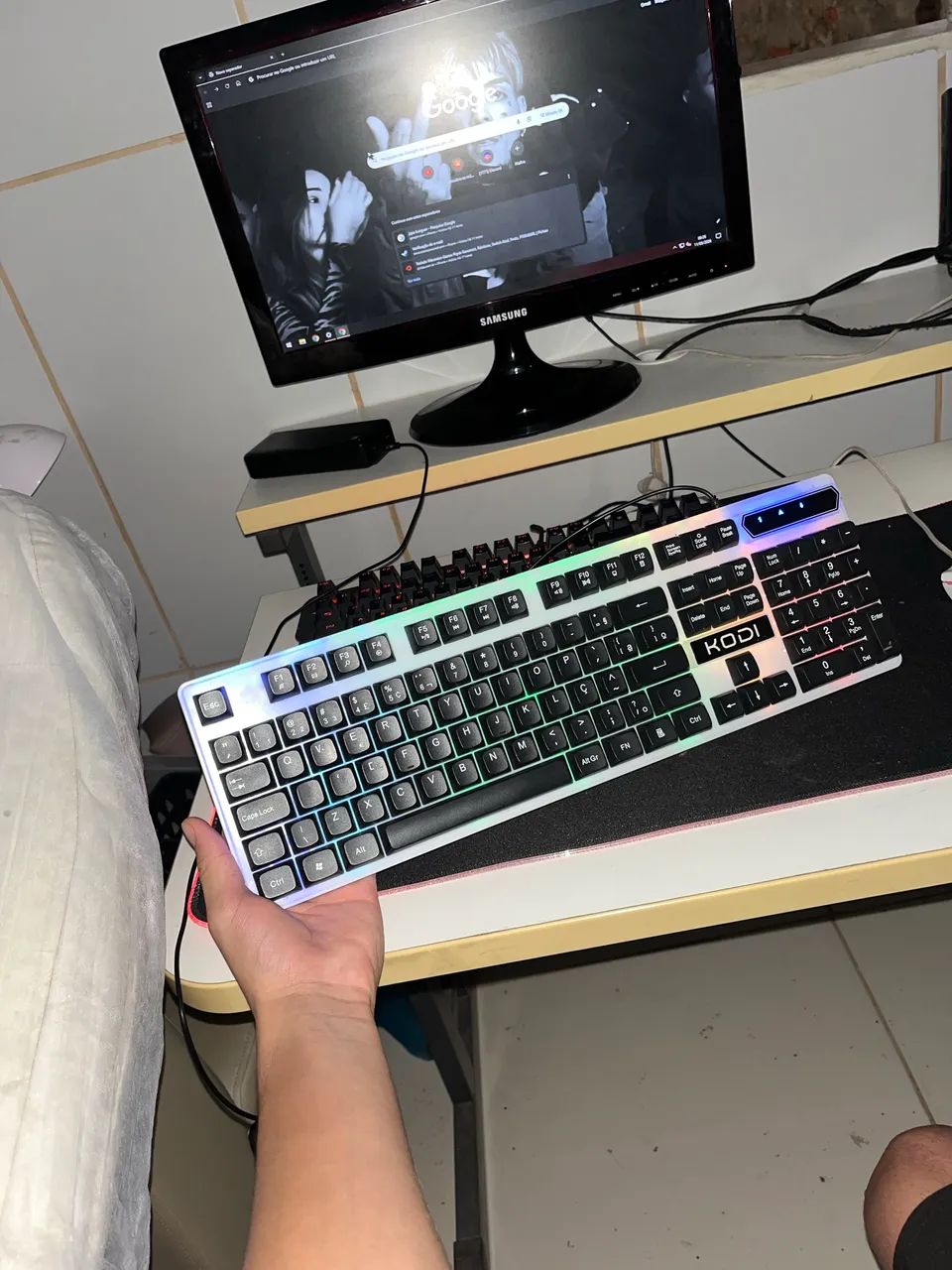 TECLADO MECÂNICO KODI RGB COM MOUSE - Foto 3