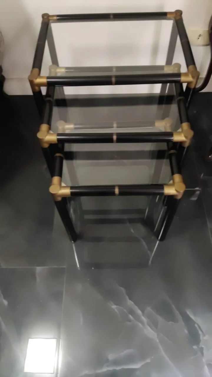Mesa ninho comtampo de vidro