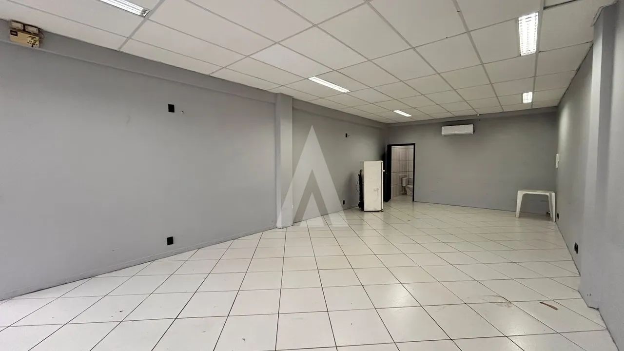 LOJA COM 62,3M² COM LAVABO, BOA VISIBILIDADE NO BAIRRO BOEHMERWALD - Foto 5