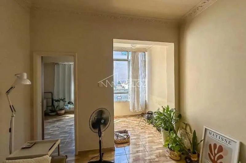 Apartamento : / Residencial / Centro
