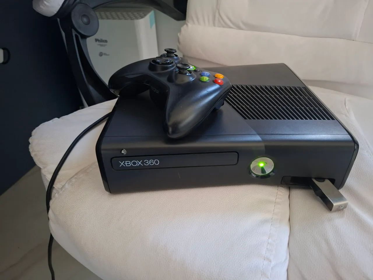 Xbox 360 Desbloqueado + 2 Controles e Jogos - Foto 4