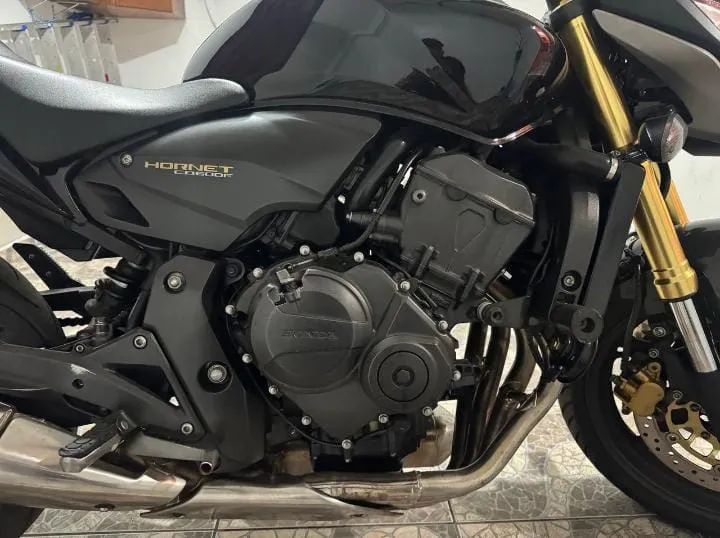  Honda Hornet 600f - Foto 4