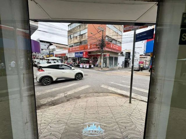 Código 4733 -  Aluga loja com sobreloja no ponto mais movimentado da Av. 28 de Abril - Foto 2