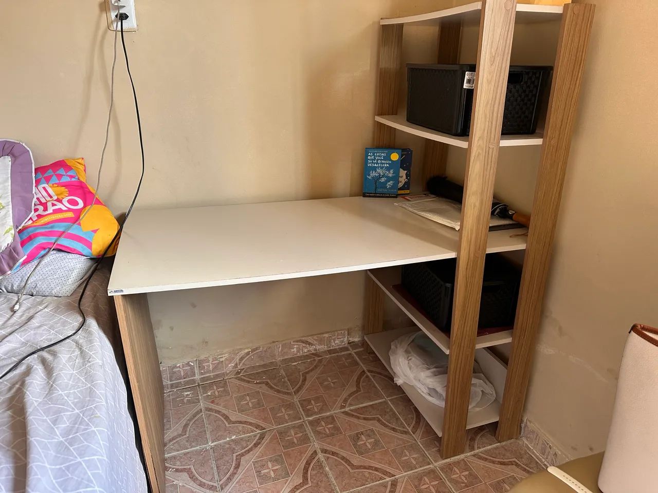 Escrivaninha  - Foto 2