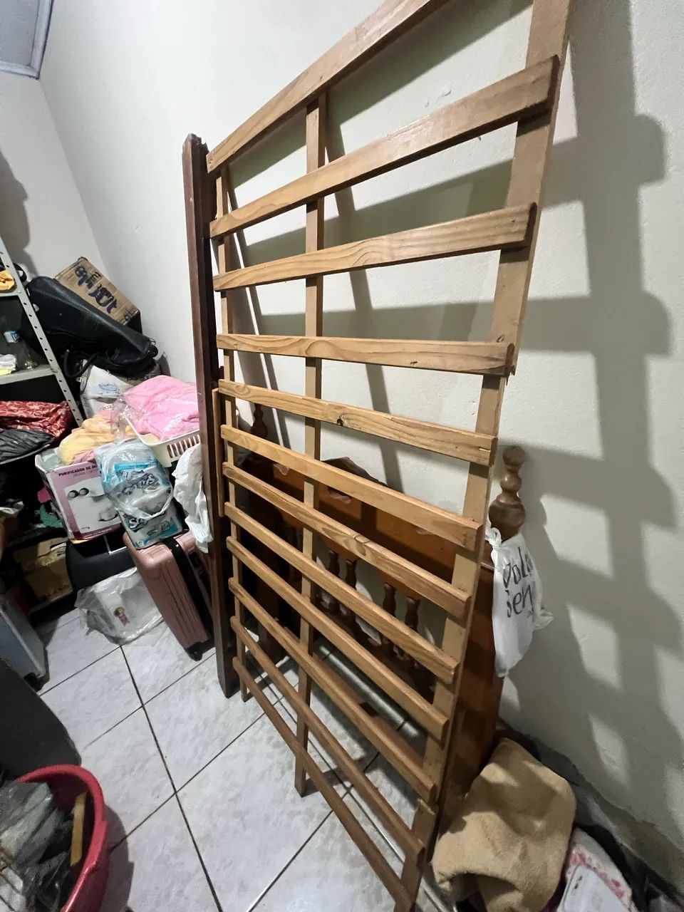 Cama madeira solteiro 
