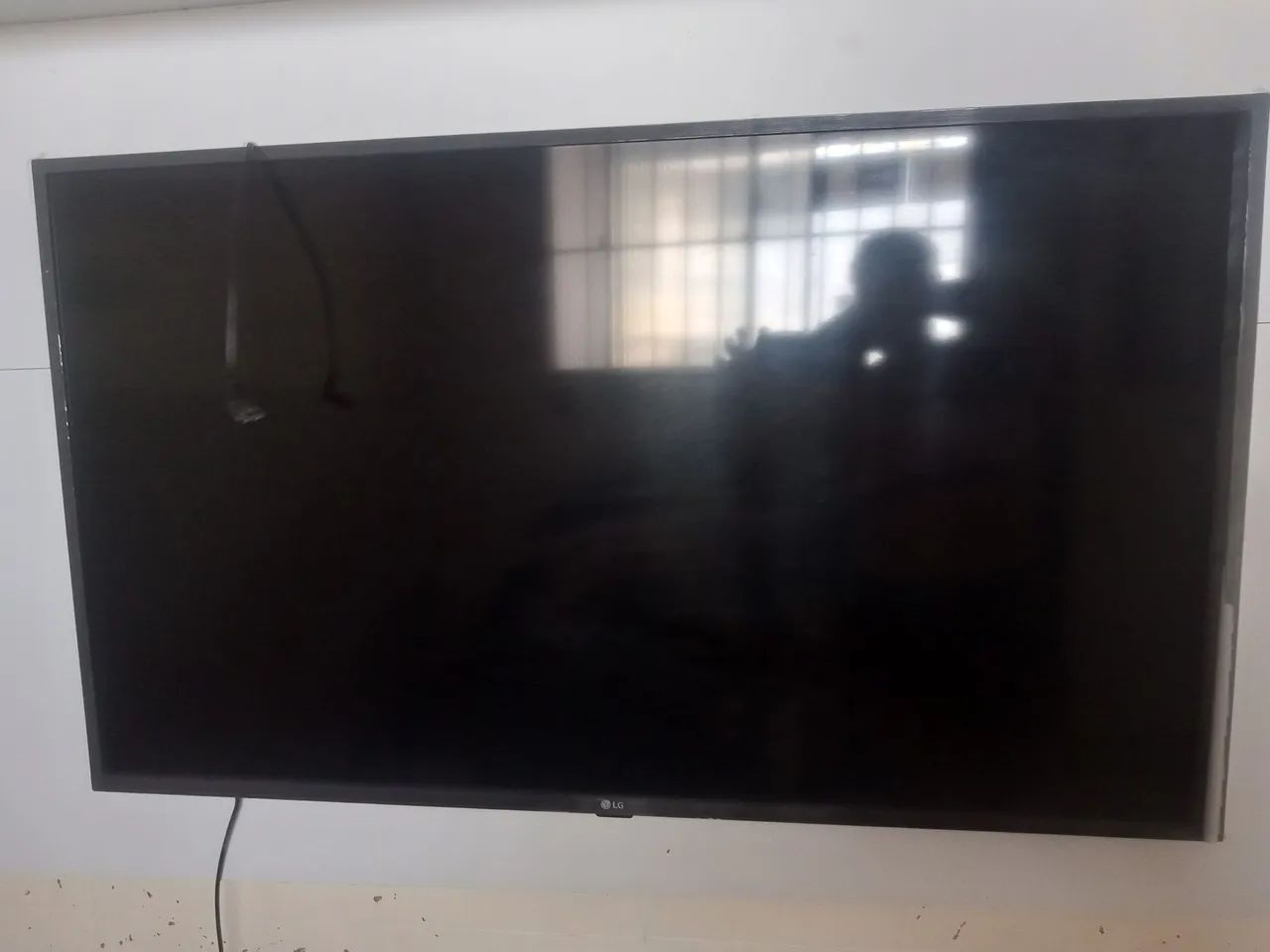 Vendo tv 43 polegadas LG nova